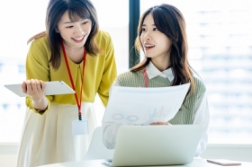【未経験OK】正社員になれる！事務のオシゴト／残業少なめ／月収～30万円♪（LHA612972）