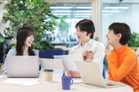 ★正社員登用★年収350万円～★企業対象の保険代理店・損保事務／肥後橋（LHM10764)