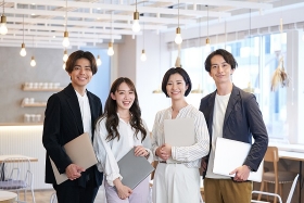 《未経験OK＆年齢不問》派遣スタッフも活躍中★貿易事務／在宅ワークあり♪（BLHA13150）