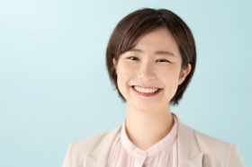 《未経験OK》人気カーディーラーで事務+受付のオシゴト＊残業ナシ／平日休み（LHA12919）