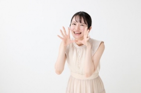 週3～5日選べるシフト！カラコンの梱包など☆服装・ネイル自由♪（LHC13190）