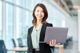 <正社員前提>輸入業務+通関補助✨年収400万~(LSW13667A)