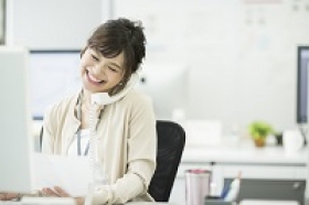 ＼大手家電メーカーで一般事務／ウレシイ残業少なめ＆土日祝休み◎長期＊1400円（LHC14567）