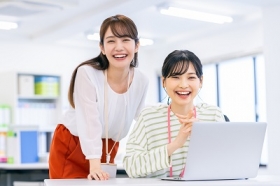 《時短勤務OK》貿易事務（補助業務メインで顧客対応なし）＊時給1700円+交／天満橋駅直結（BLHA14780）